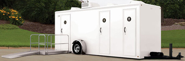 Bathroom Trailer Rentals Mobile